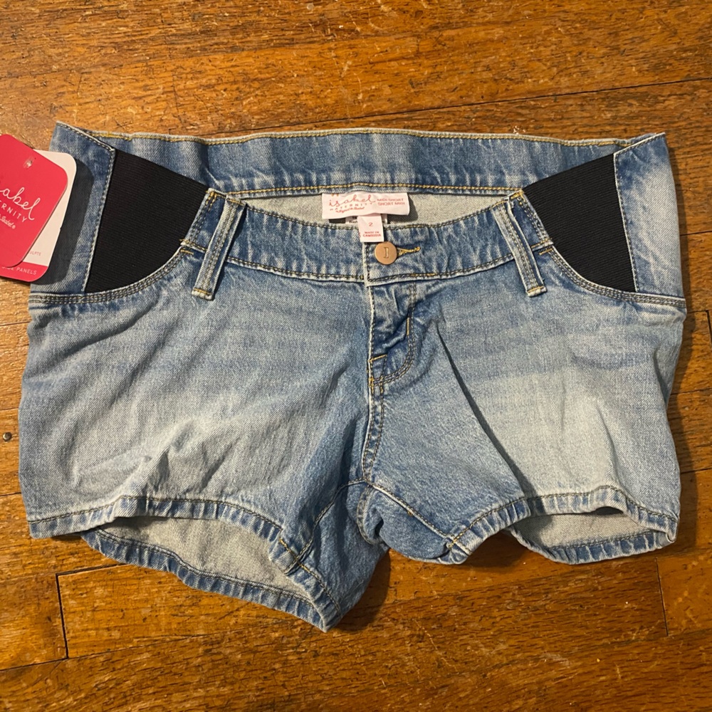 NWT maternity Jean shorts
